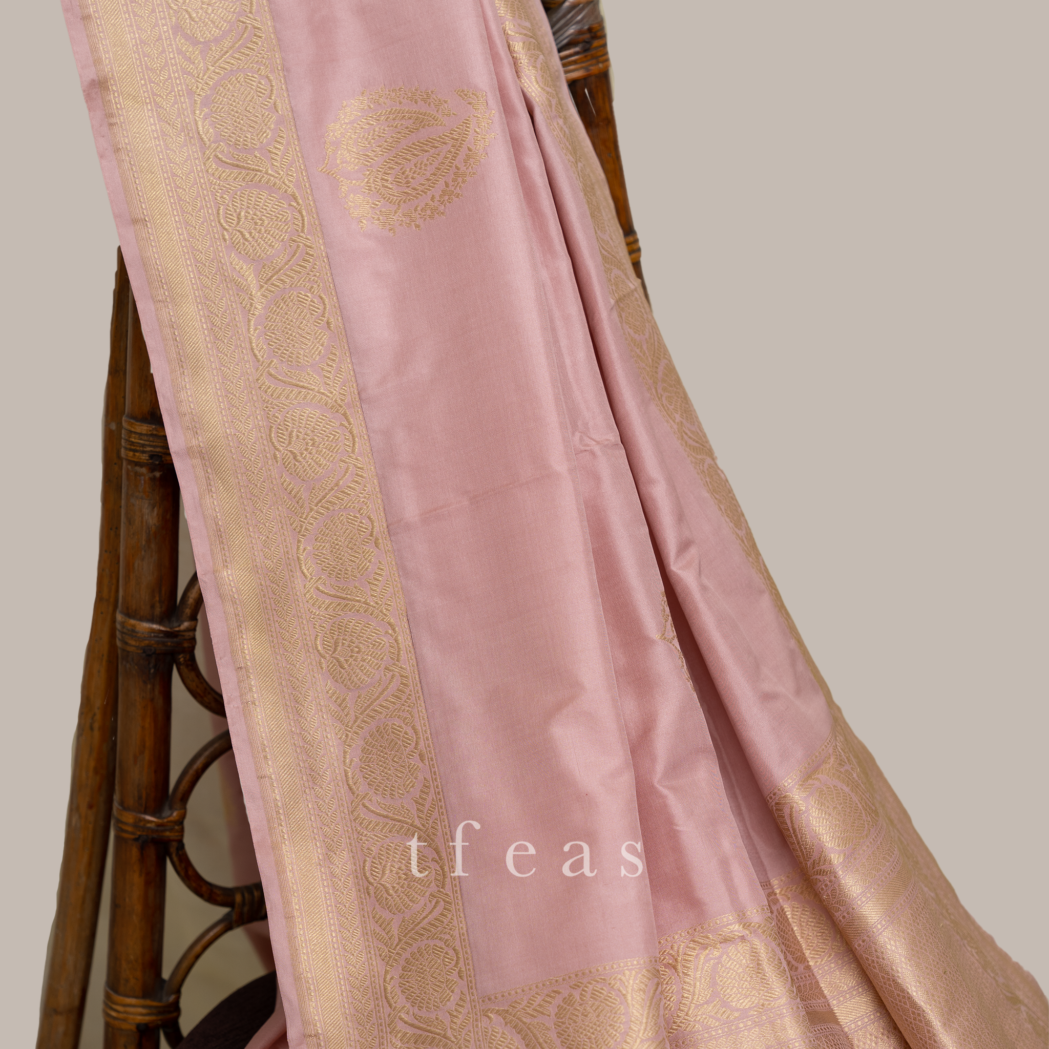 English Rose Khadwa Benarasi