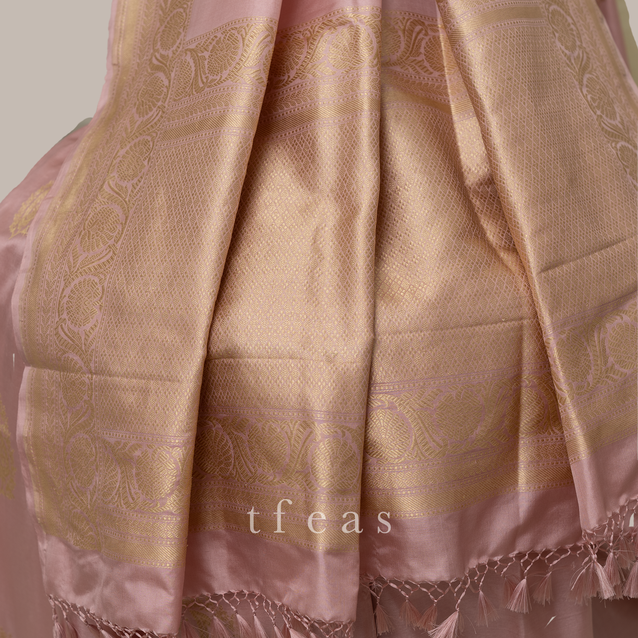 English Rose Khadwa Benarasi