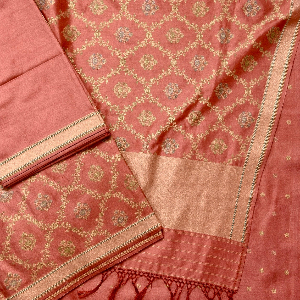 Chestnut Rose Khadwa Jaal Benarasi with Butis