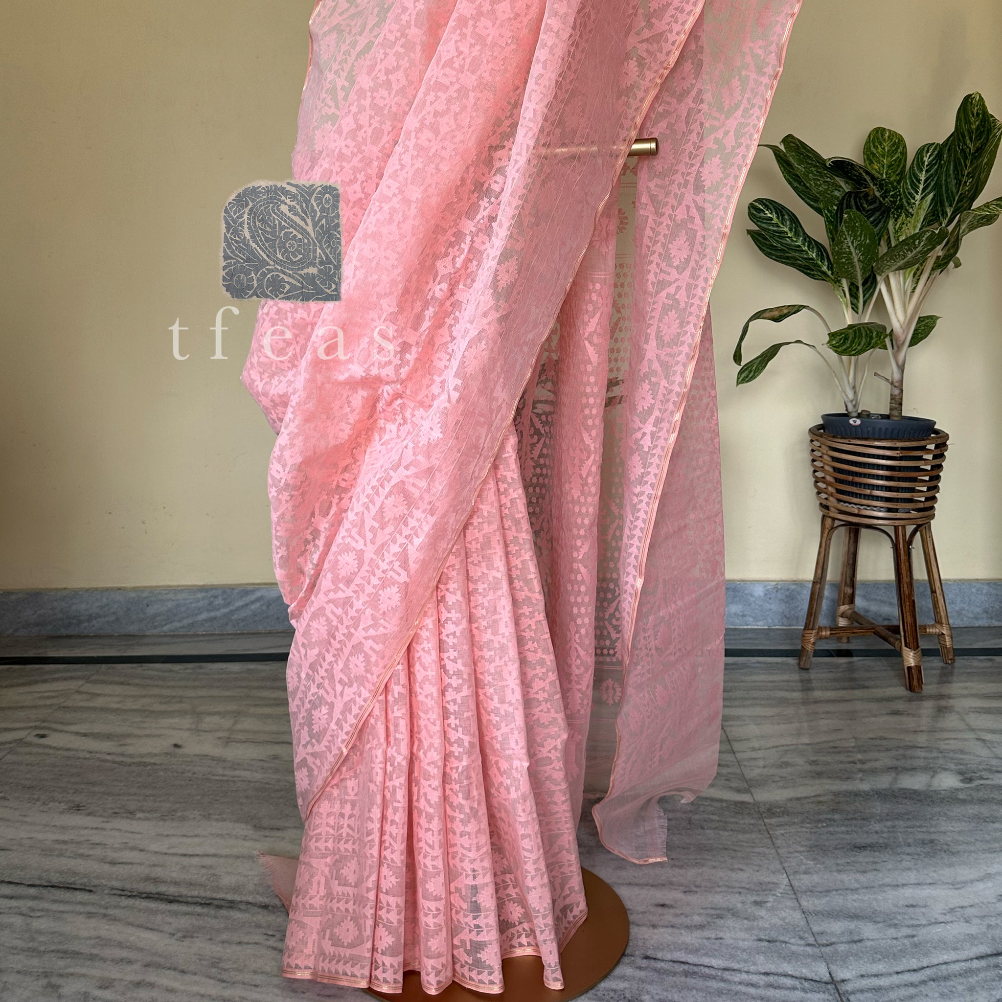 Pink/Peach Grand Dhakai Jamdani Saree