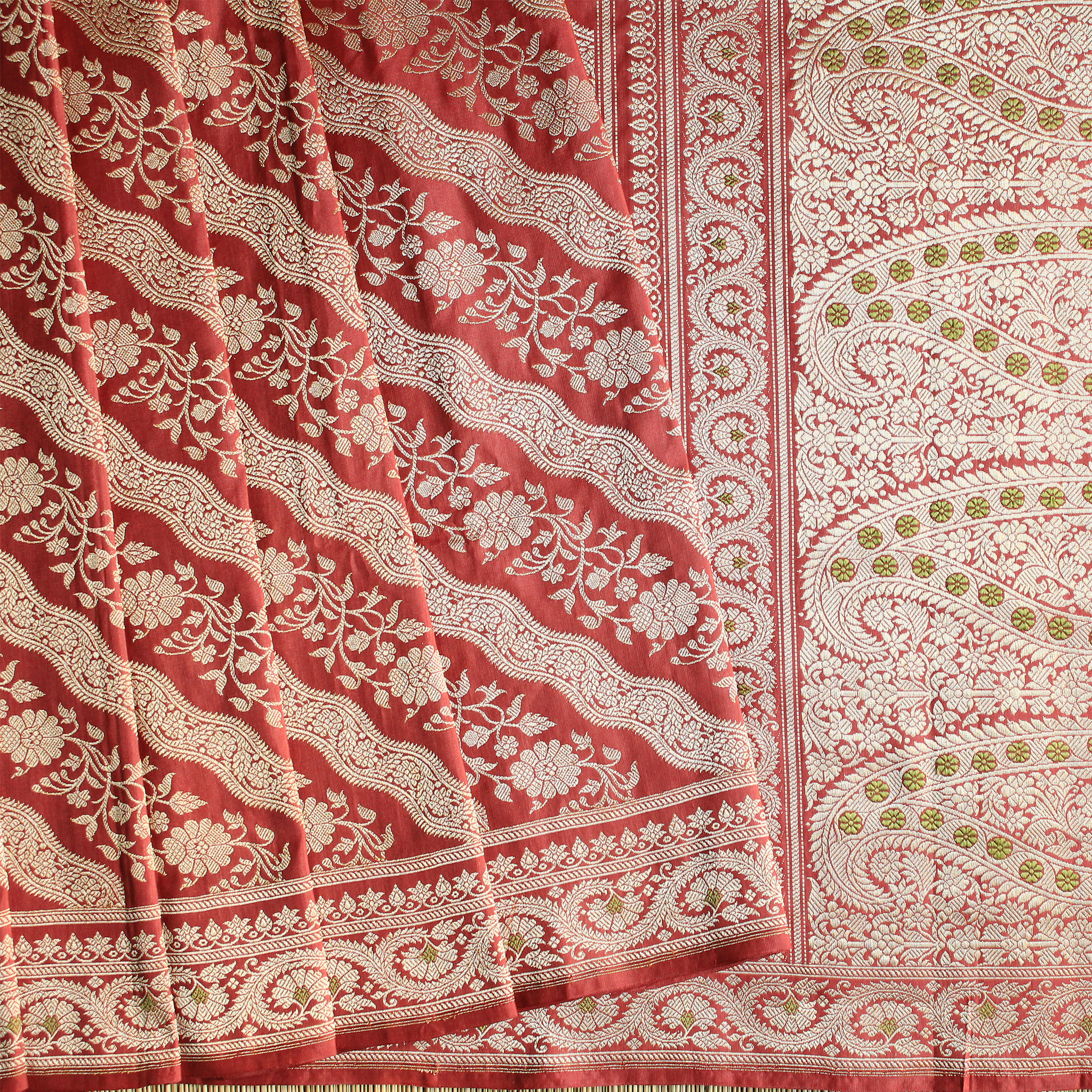 Red Ada Khadwa Benarasi Saree