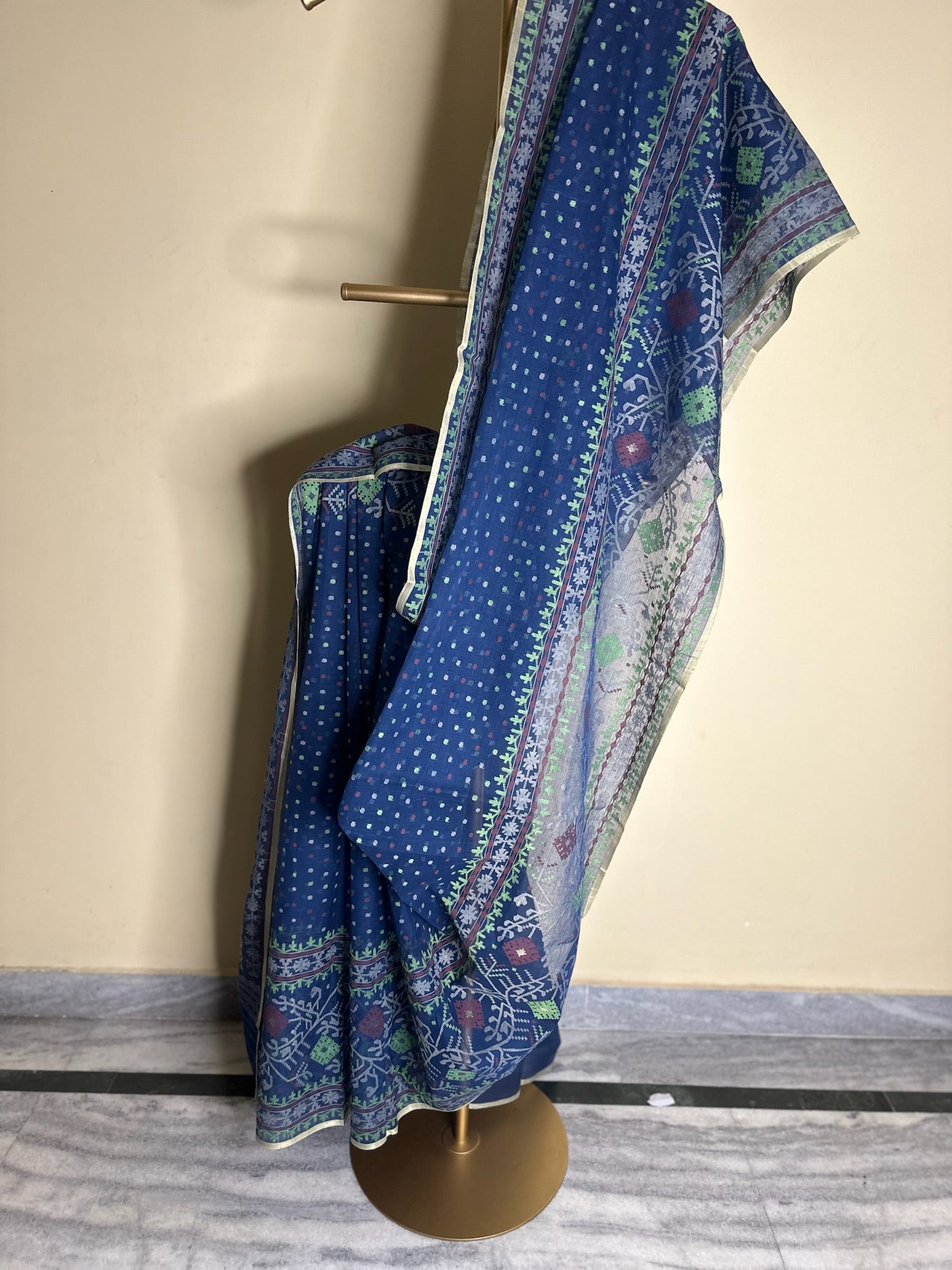 Blue Handwoven Dhakai Jamdani Saree