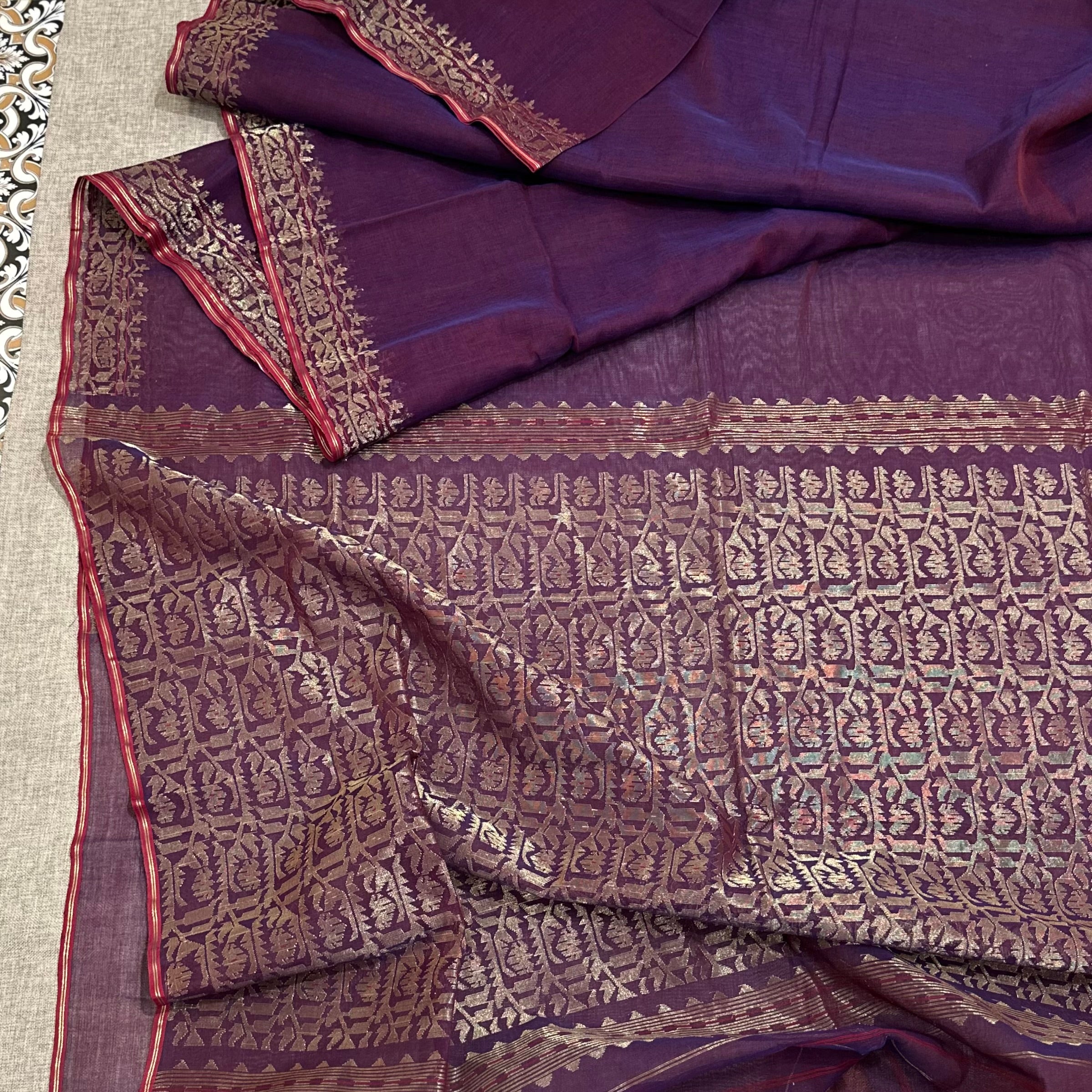 Purple Shot colour with Golden Zari Dhakai Jamdani