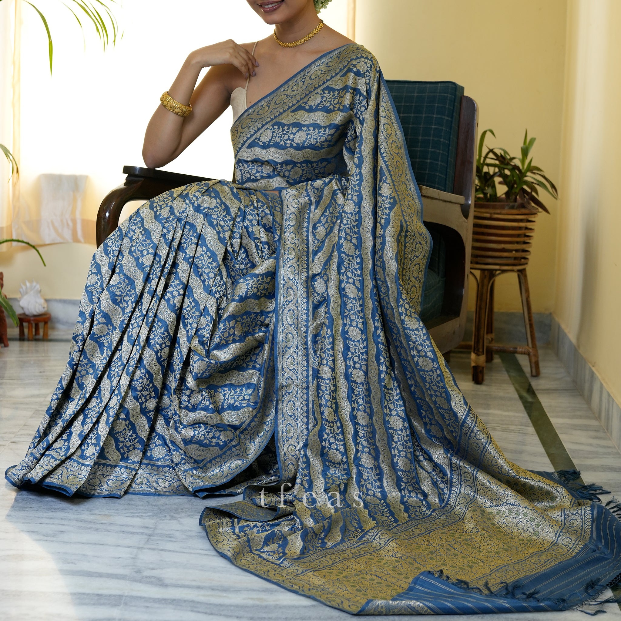 Indigo Natural Dyed Ada Khadwa Benarasi Saree