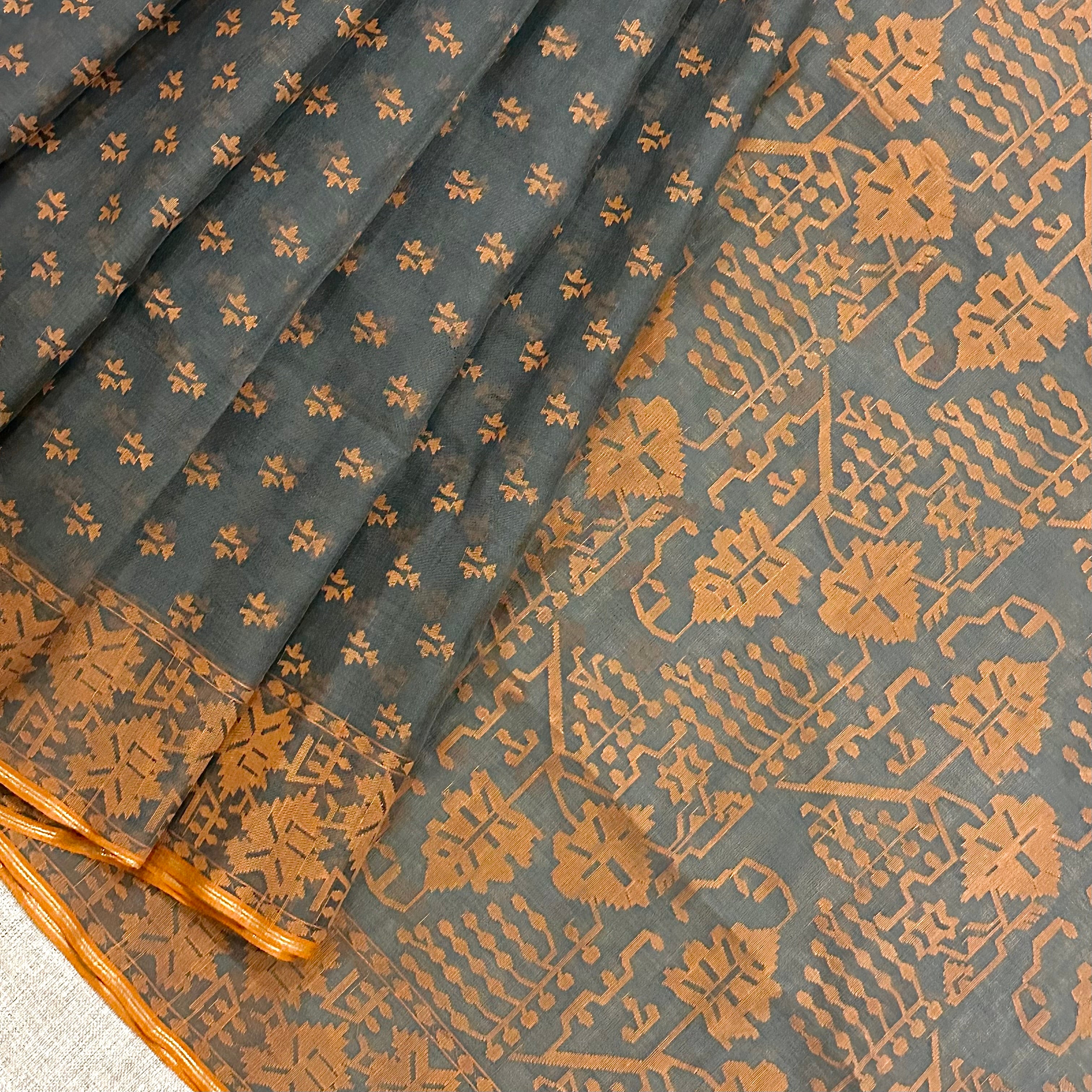 Grey and Orange Angoorlata Dhakai Jamdani Saree (Grapevine)