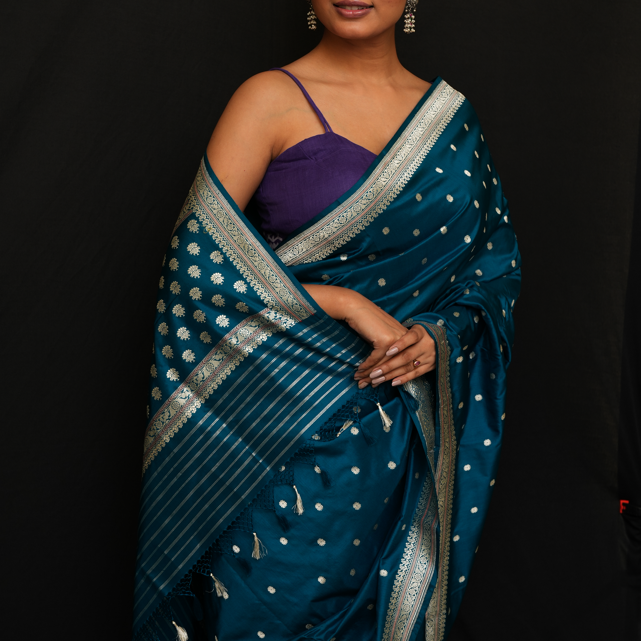Khadwa Benarasi in Shot Colour - Deep Teal Blue