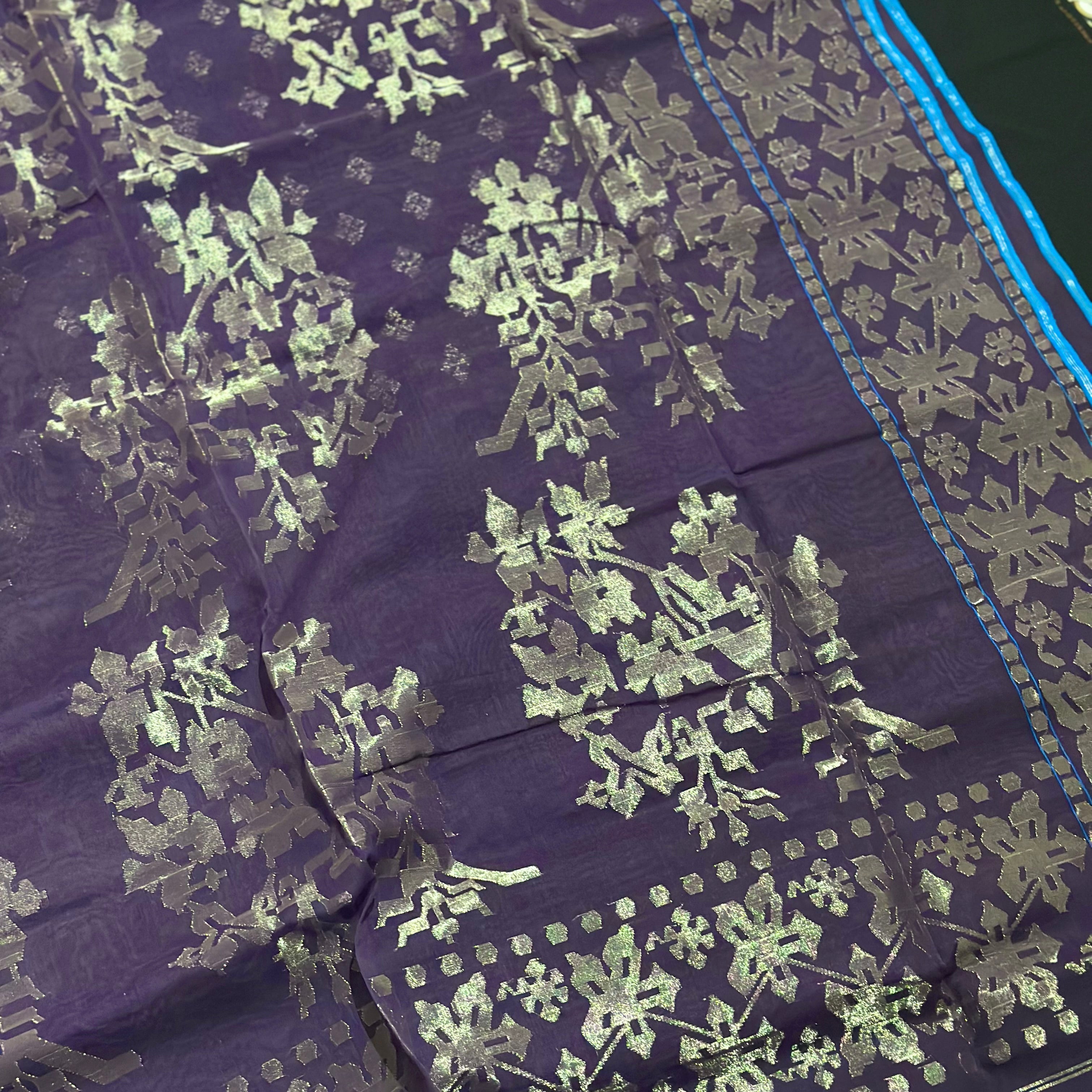 Purple and Silver Angoorlata Dhakai Jamdani Saree (Grapevine)