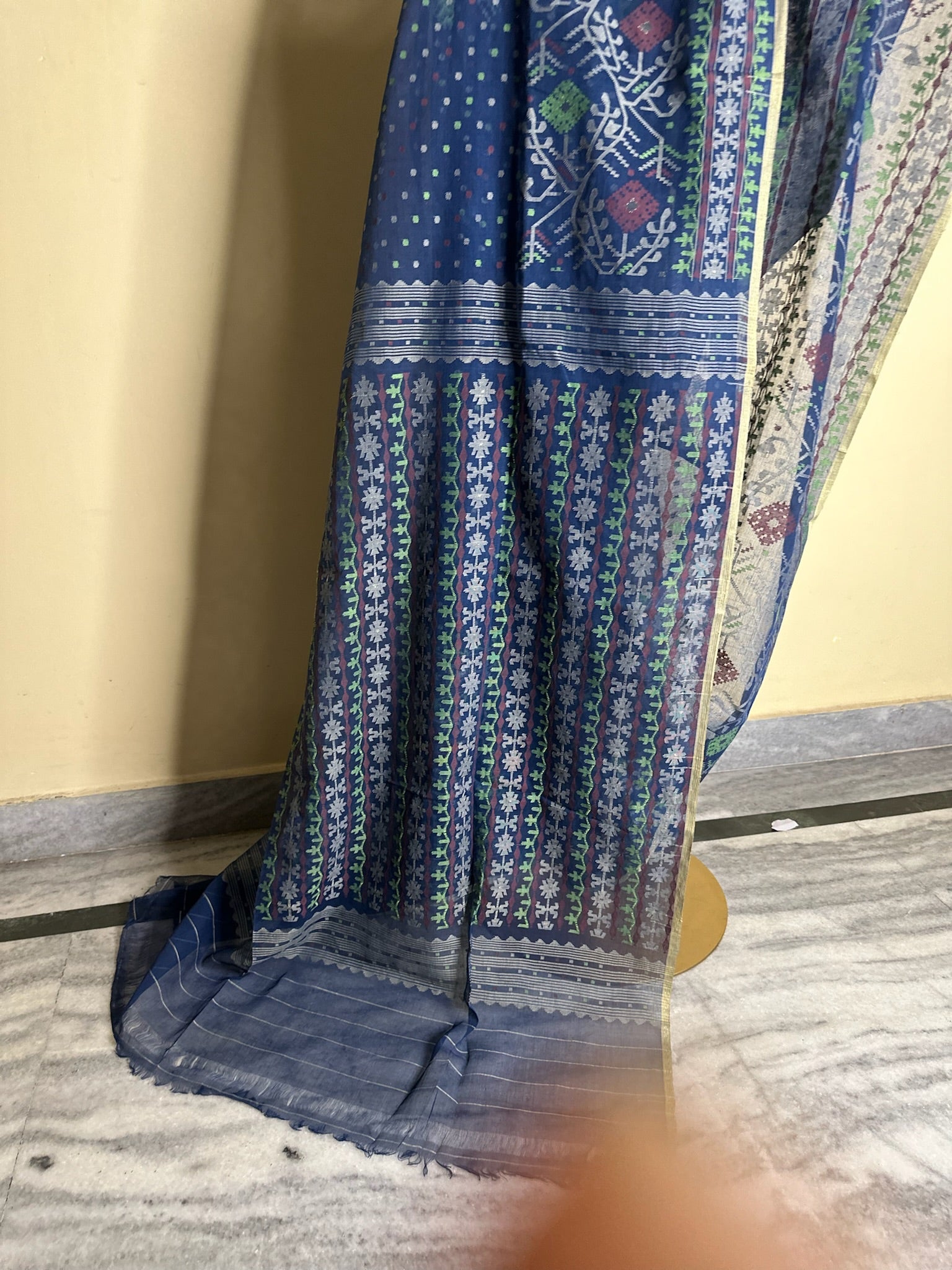 Blue Handwoven Dhakai Jamdani Saree