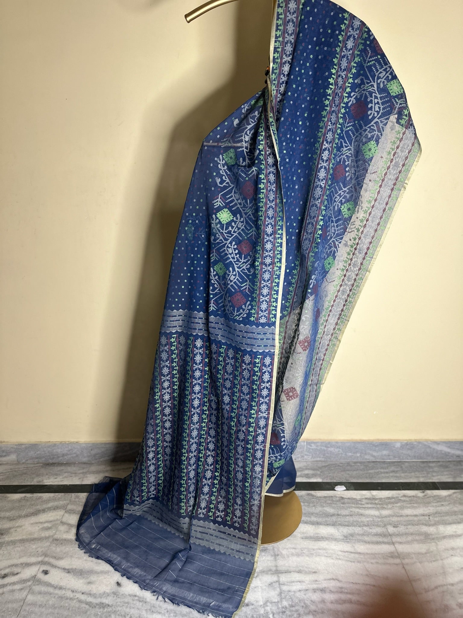 Blue Handwoven Dhakai Jamdani Saree