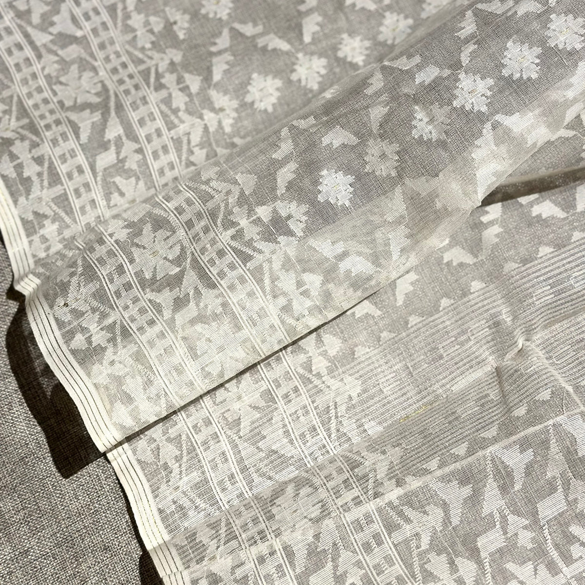 White Jaal Dhakai Jamdani Saree