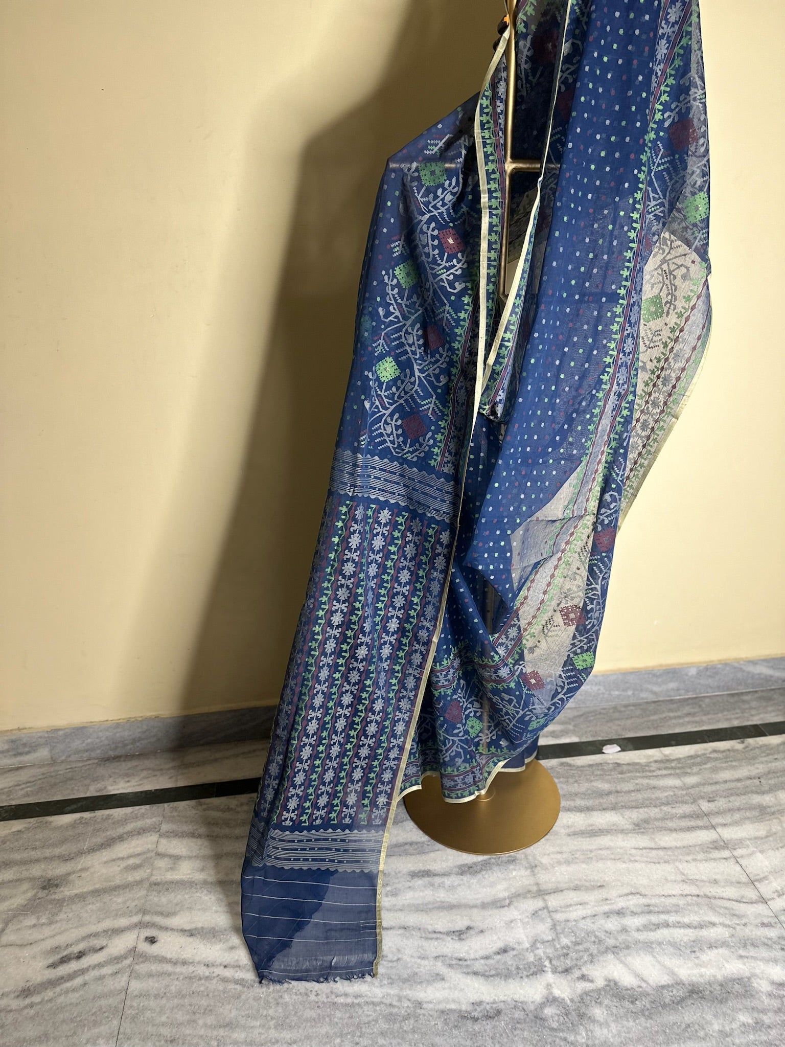 Blue Handwoven Dhakai Jamdani Saree