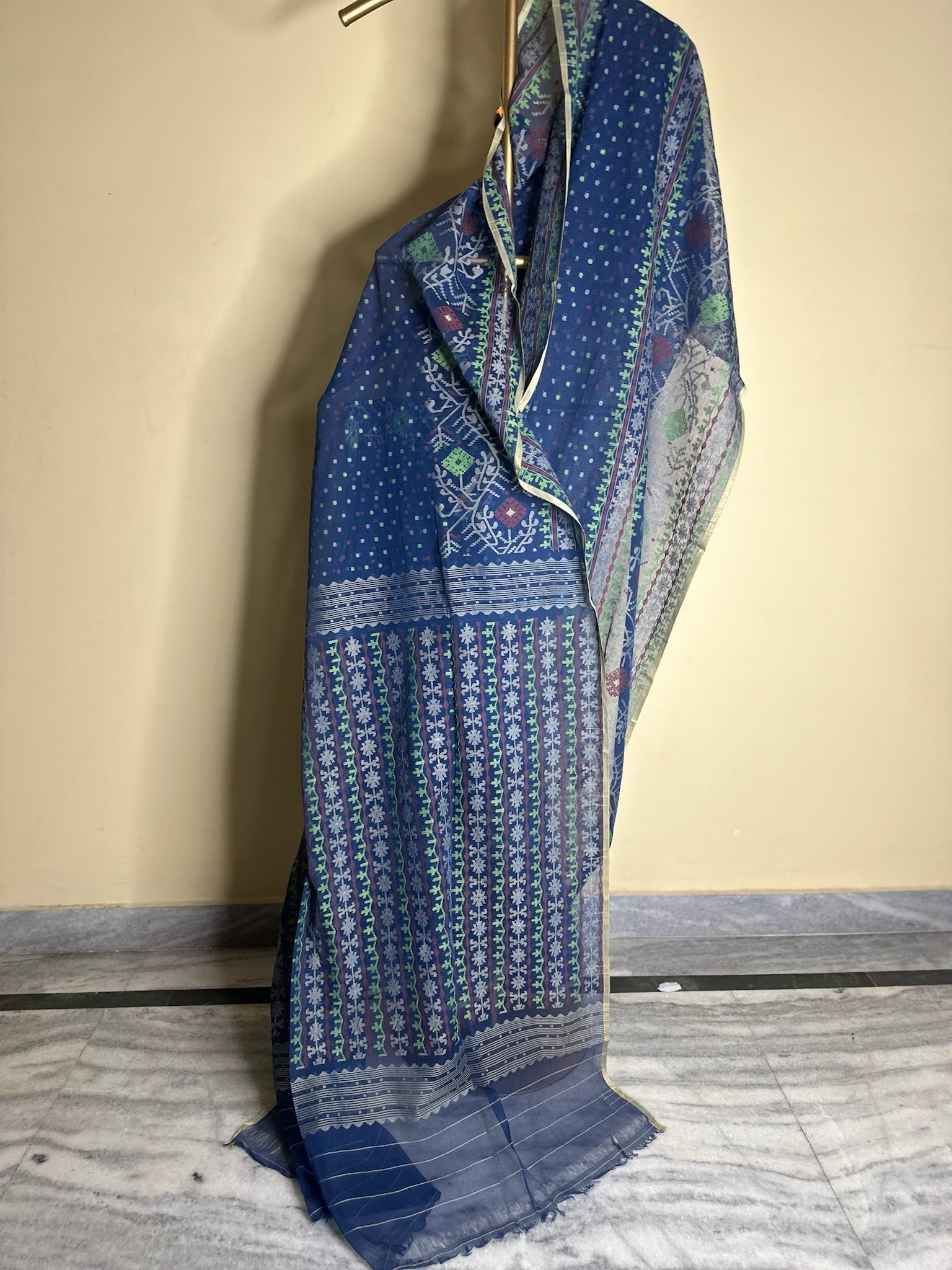 Blue Handwoven Dhakai Jamdani Saree