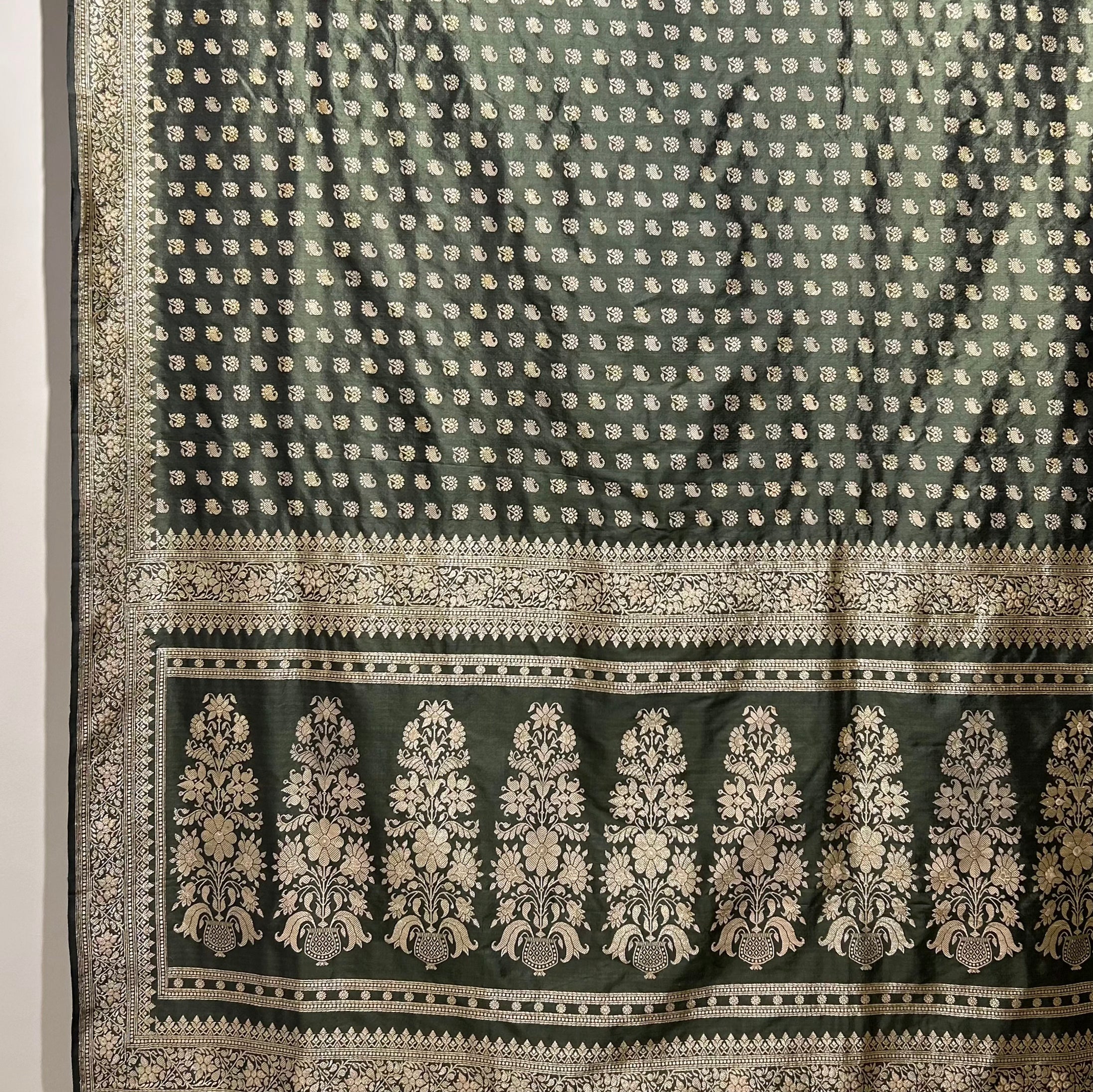 Forest Green Buti Baluchari