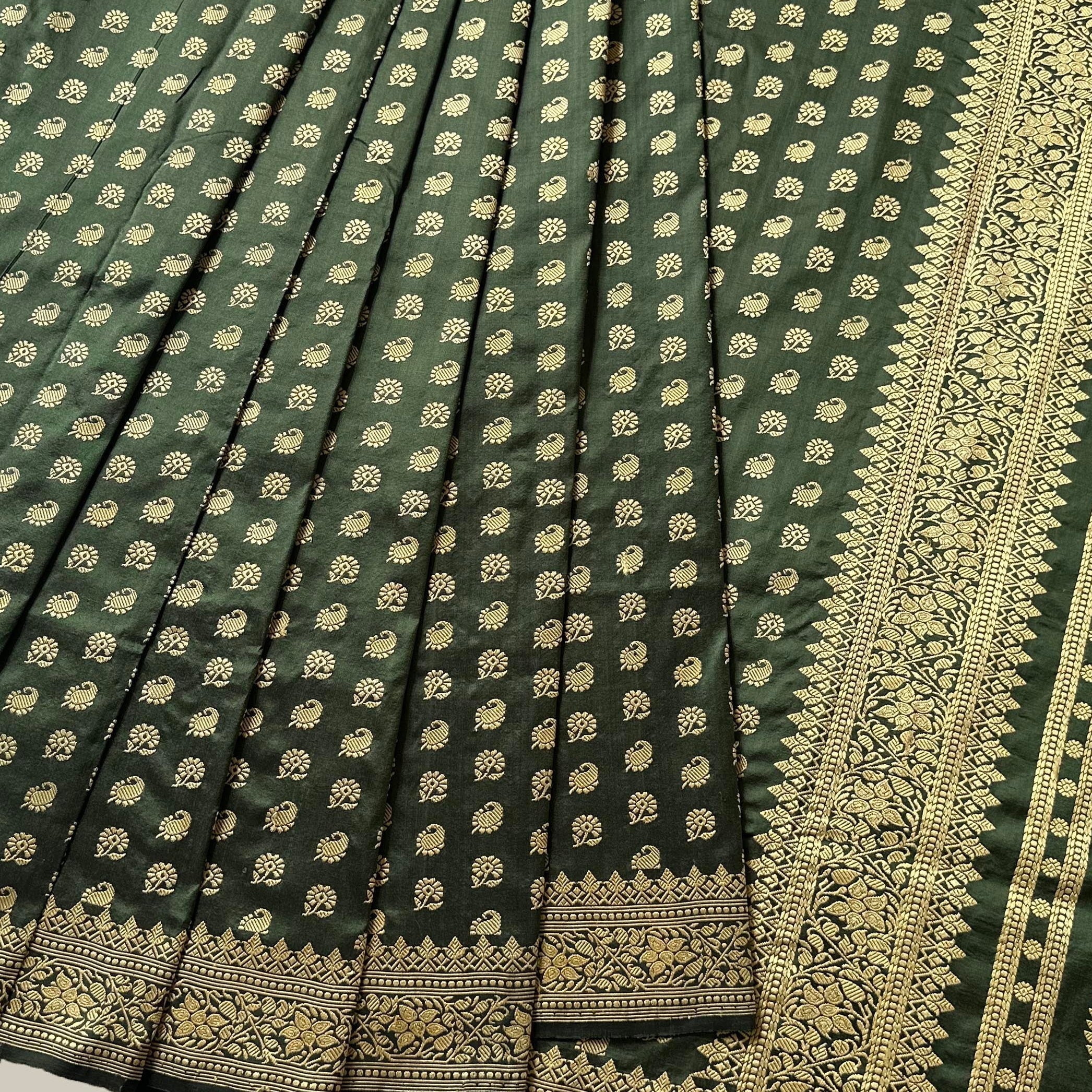 Dark Green Buti Baluchari with Paisley