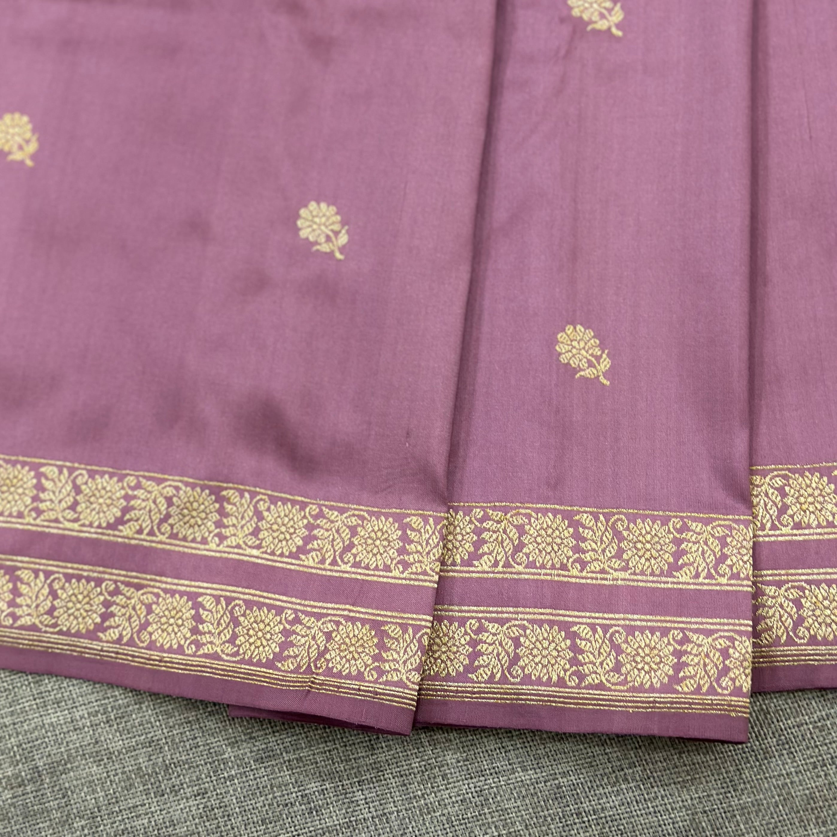 Onion Pink Khadwa Buti Benarasi with Paisley