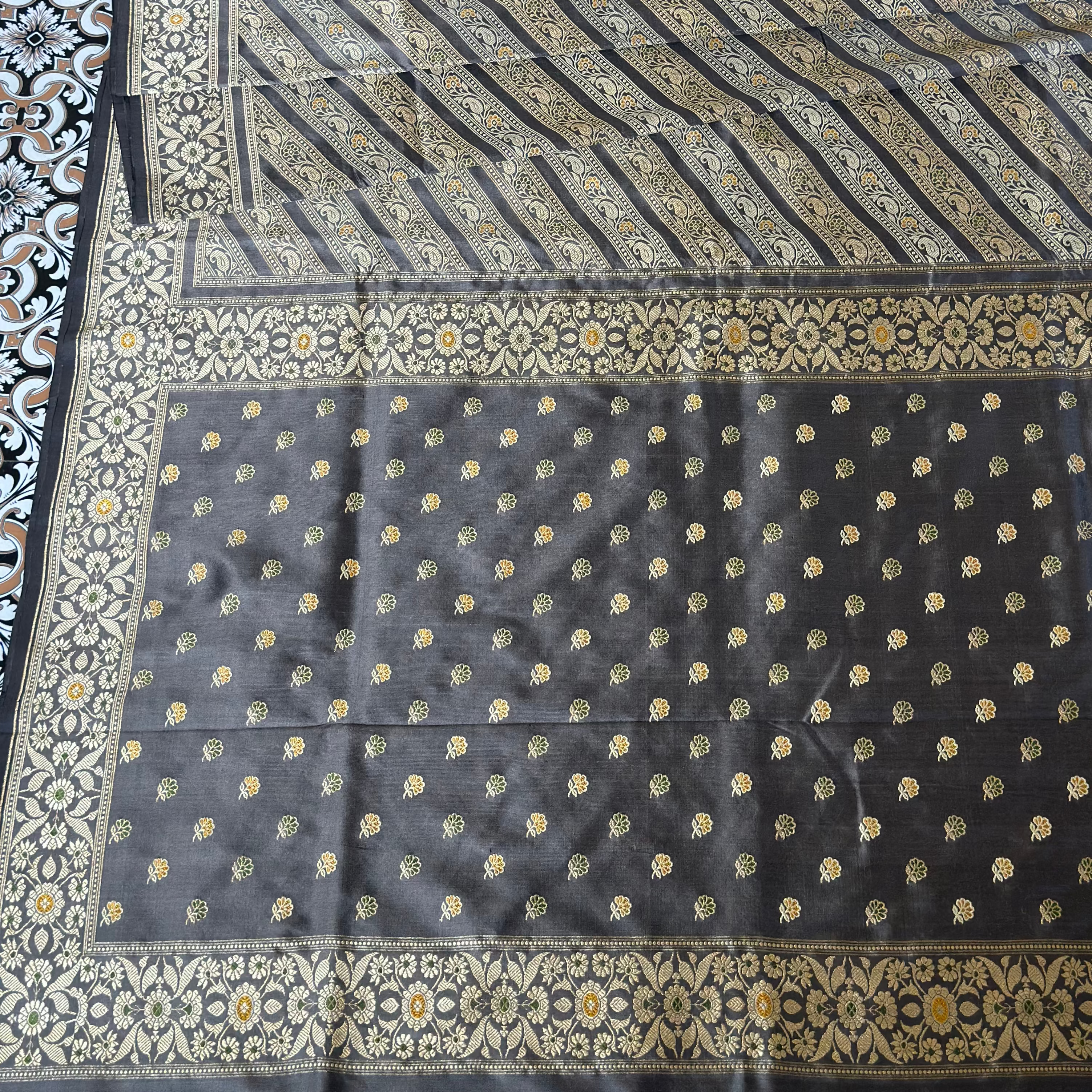 Grey Ada  Baluchari with Minakari