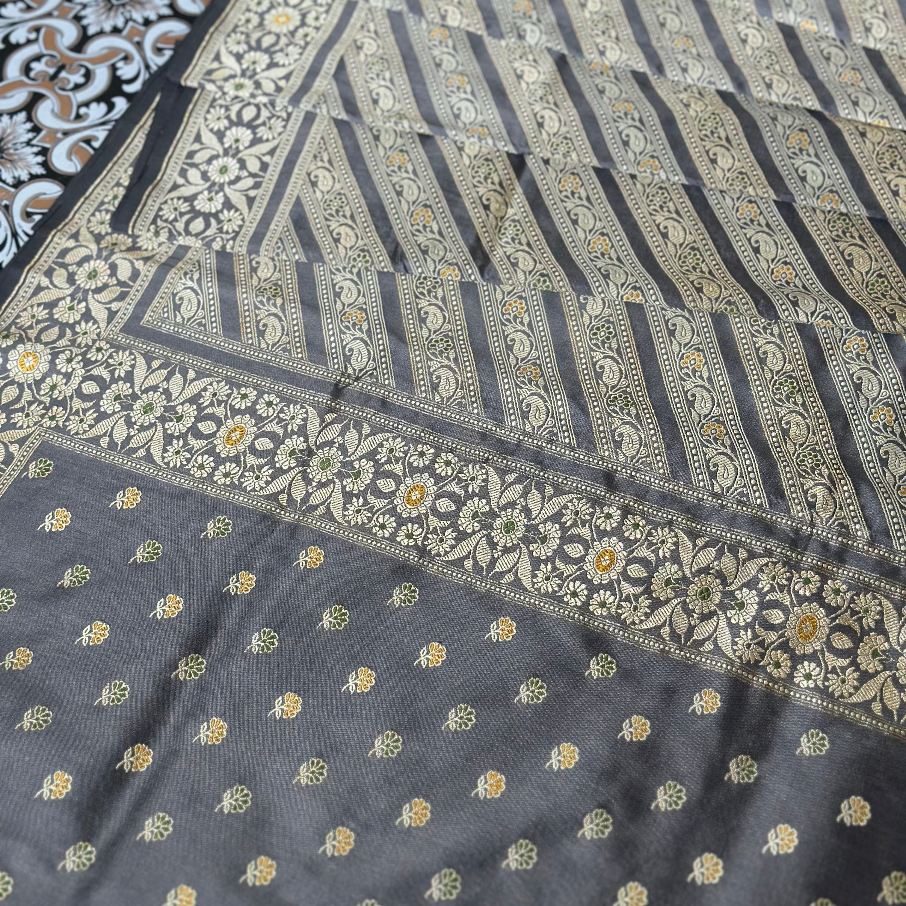 Grey Ada  Baluchari with Minakari