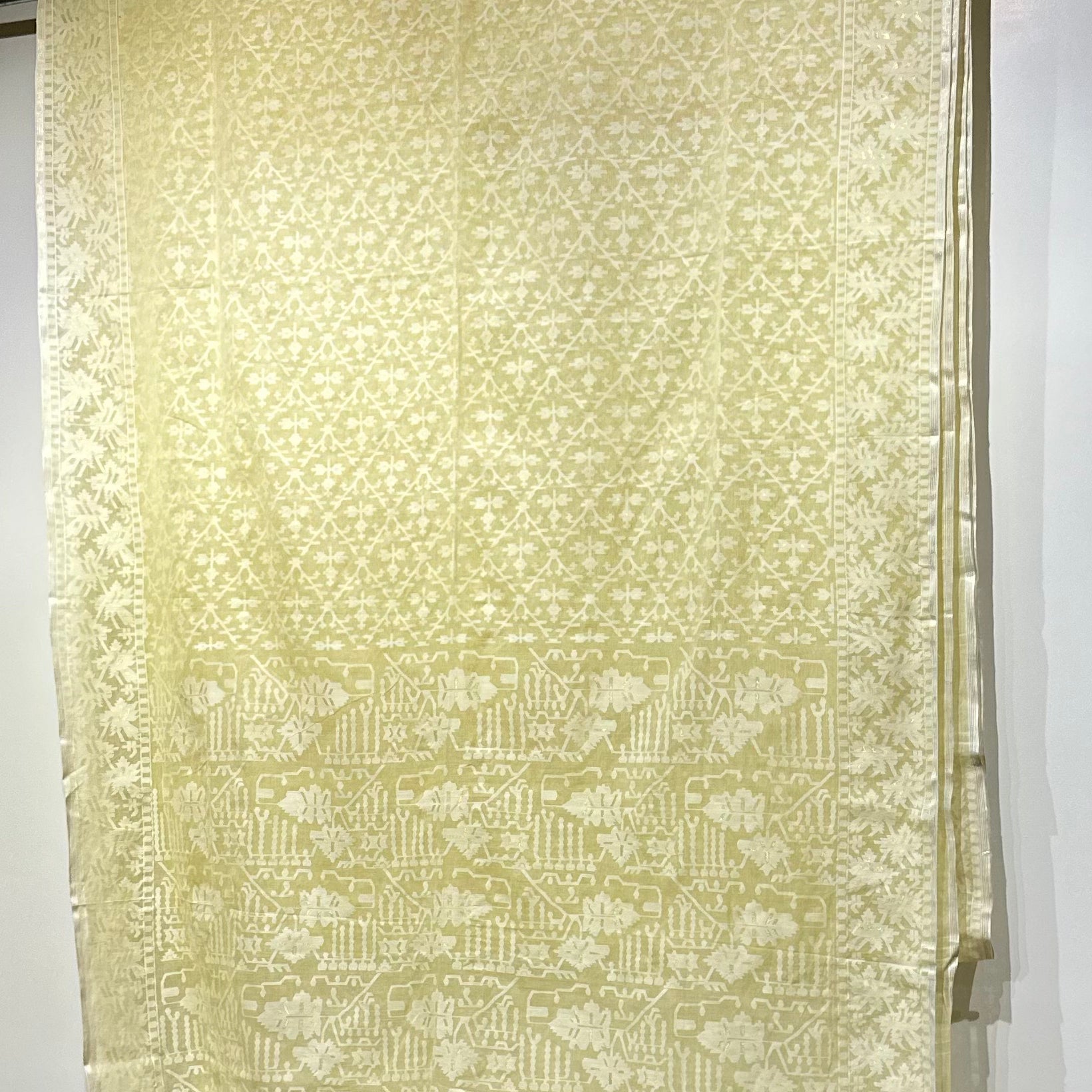 Light Yellow Angoorlata Dhakai Jamdani