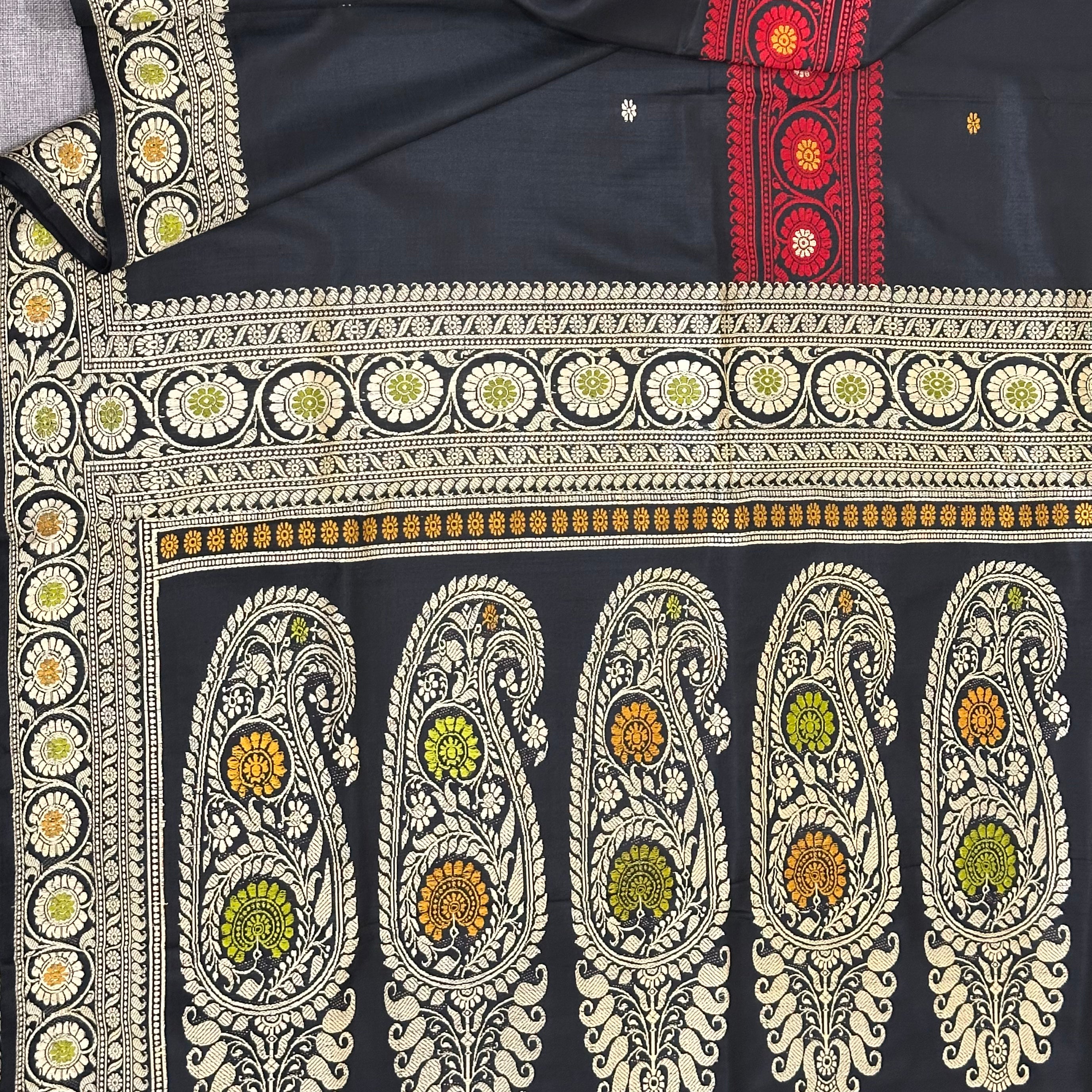 Black Baluchari Saree with Three Border (Pacha Pere)