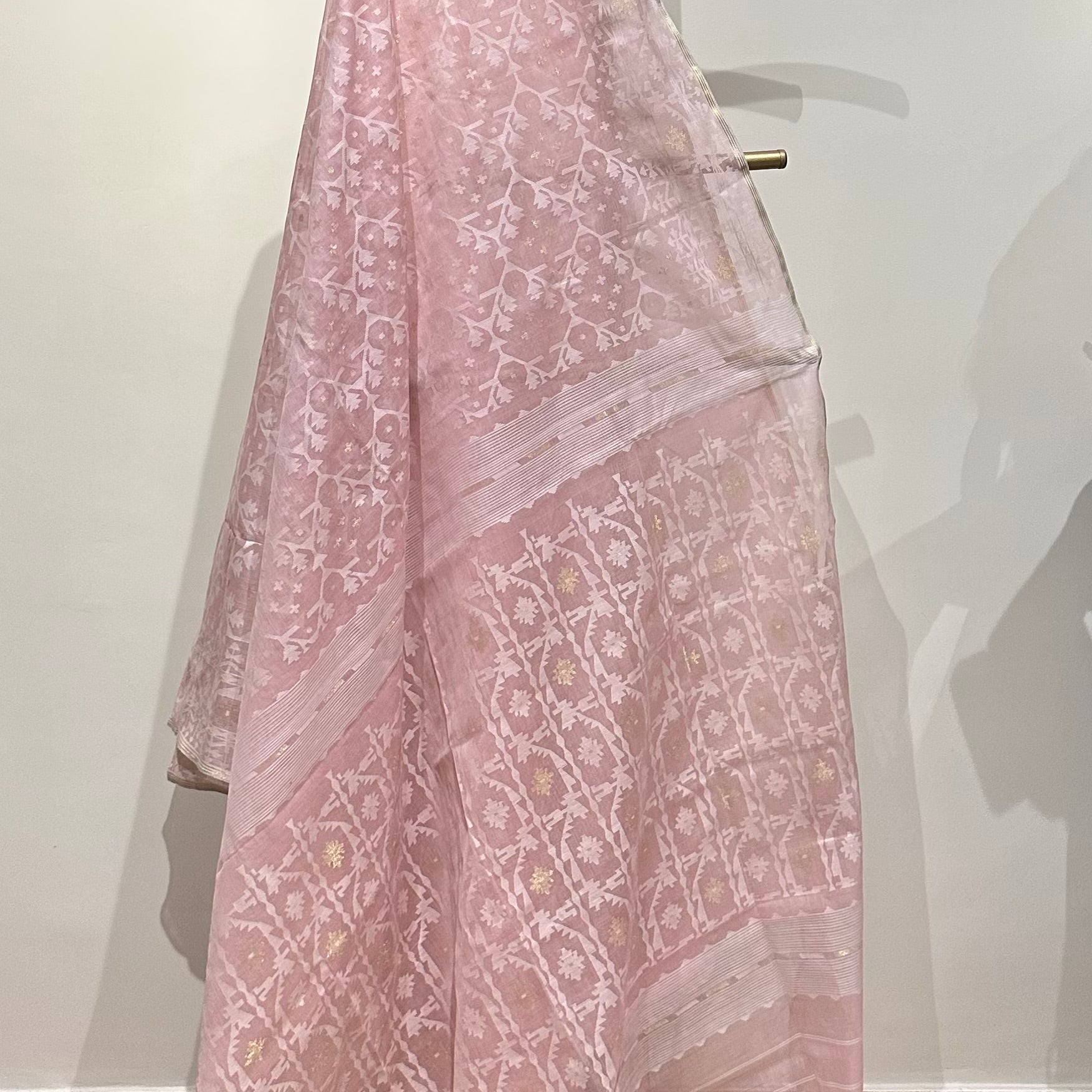 Pink Jaal Dhakai Jamdani Saree