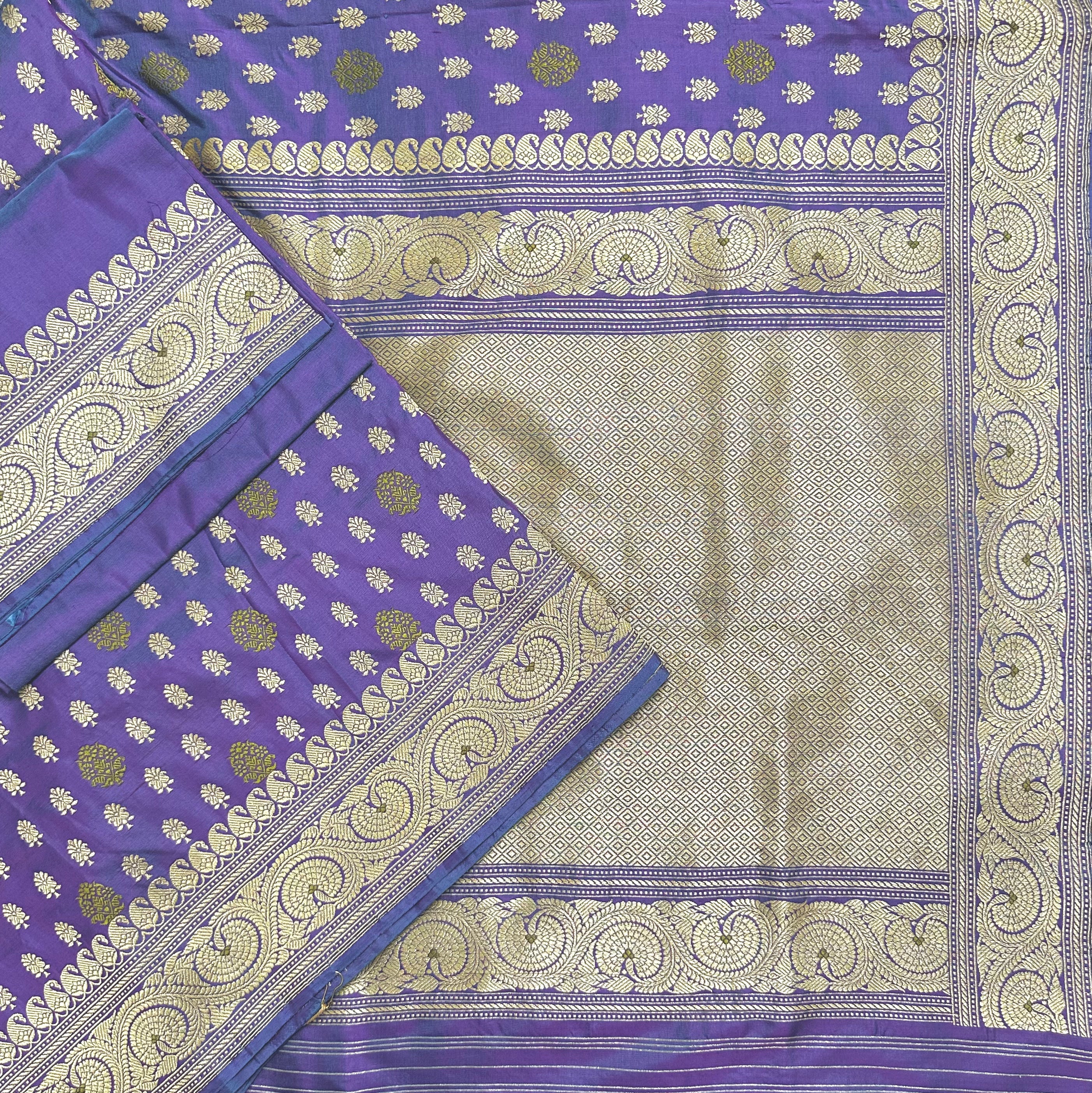 Purple Shot Colour Khadwa Benarasi - A Masterpiece
