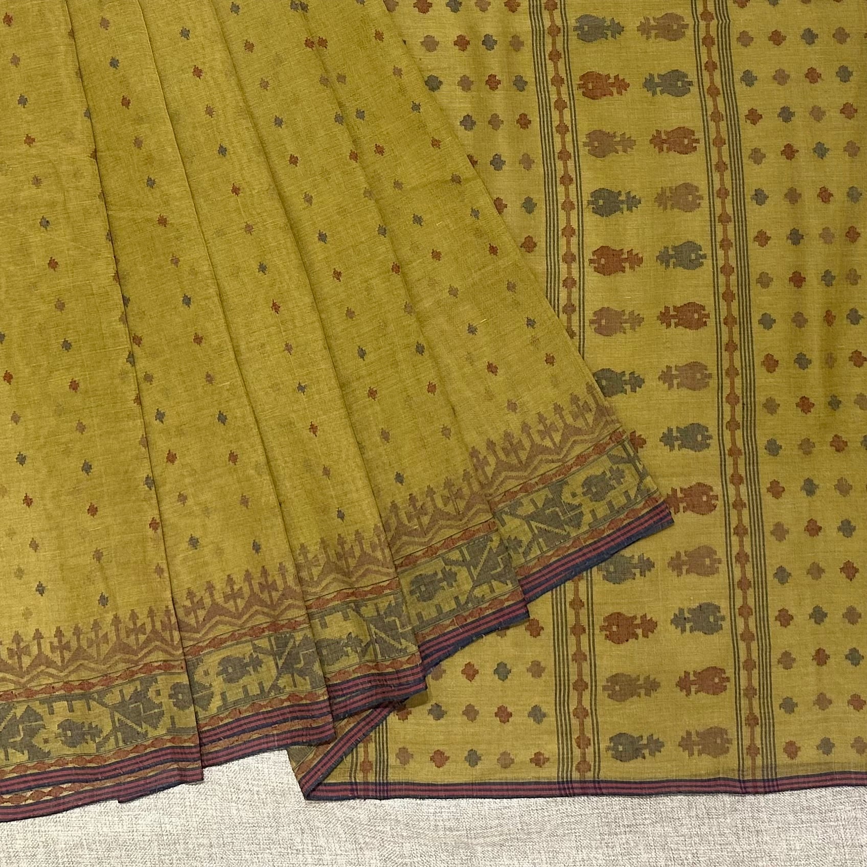 Beige/Light Mehendi Green Natural Dyed Dhakai Jamdani