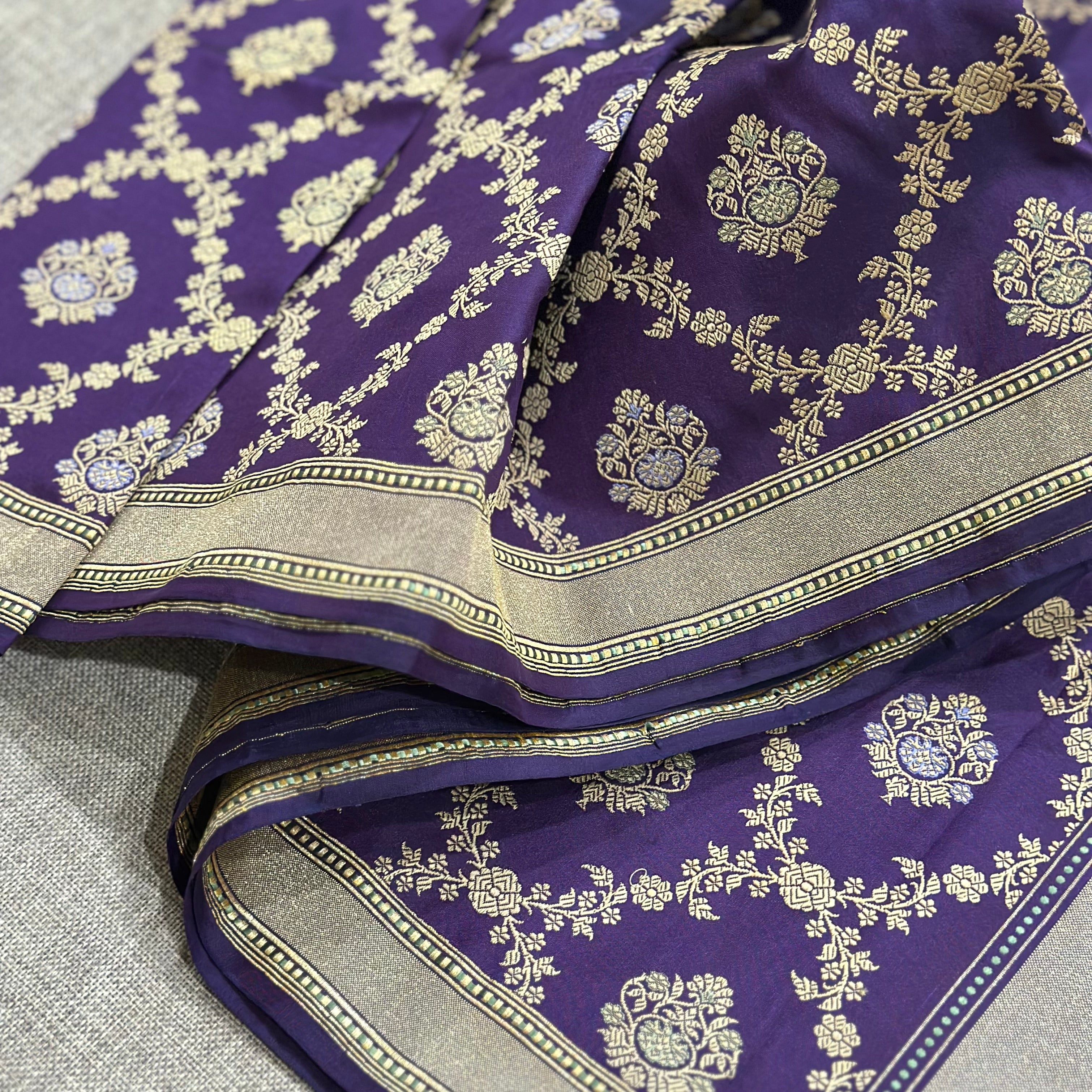 Purple shot colour Khadwa Jaal Benarasi