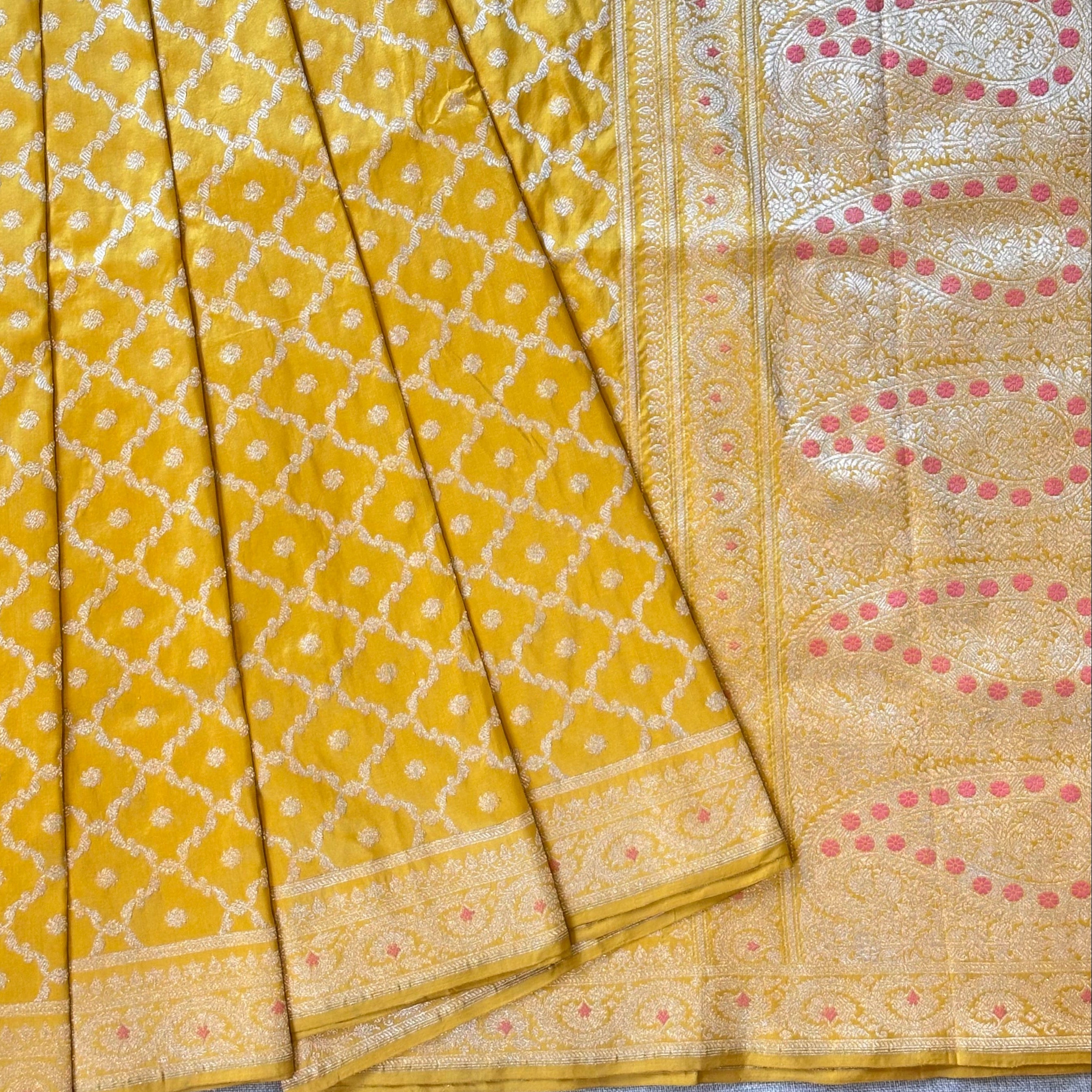 Yellow Khadwa Jaal Benarasi