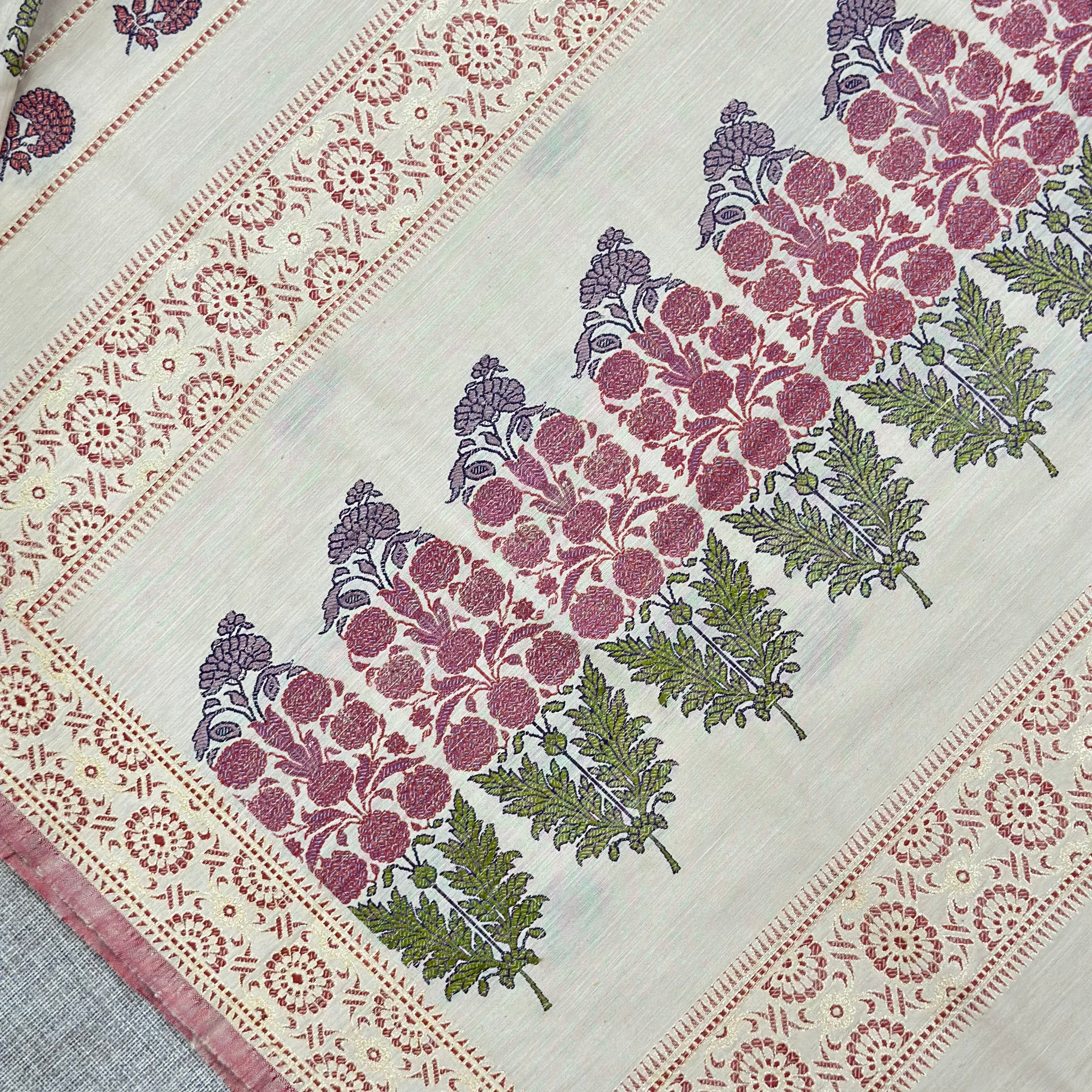 Light Beige Eri Silk Baluchari Saree